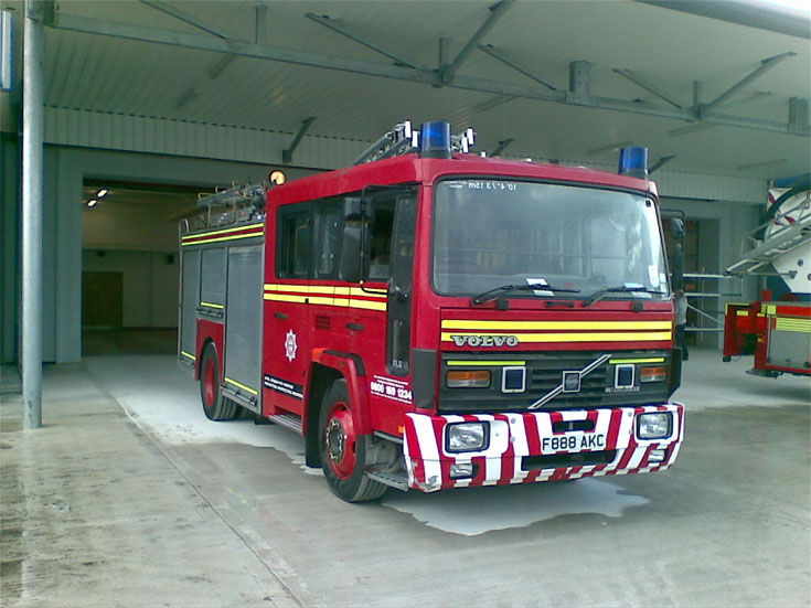 RHYL RETAINED PUMP