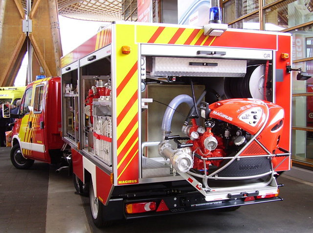 Iveco-Magirus Multitrailer back