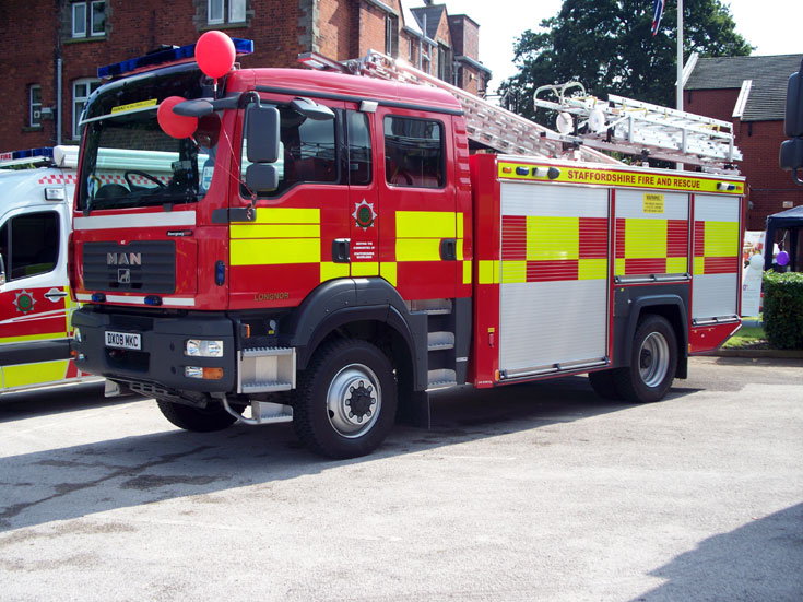 Photo of STAFFORDSHIRE FIRE & RESCUE  4x4  M.A.N.