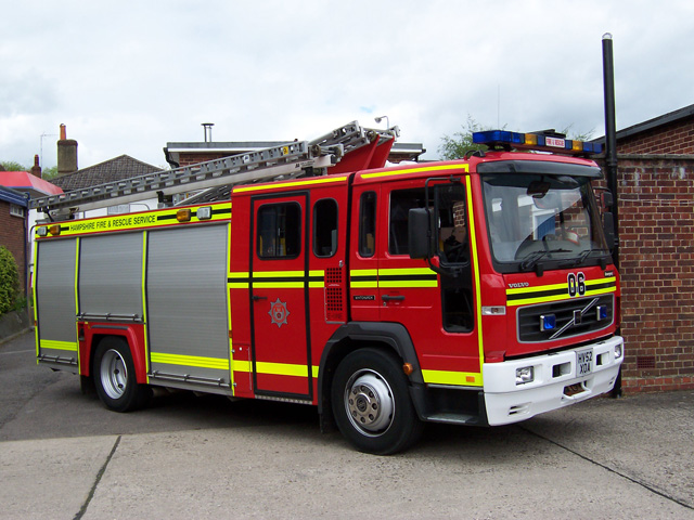 Hampshire Volvo FL6 WRL
