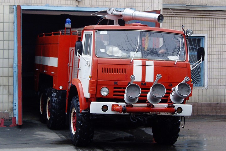 Air Crash Tender - AA-40 (43105) model 189 Kiev