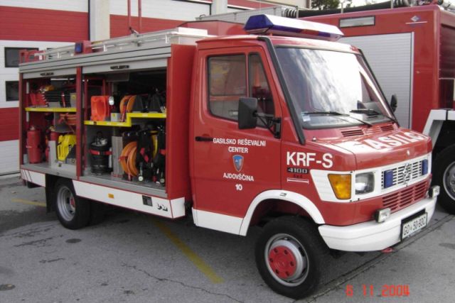 Mercedes Benz Vario 410D