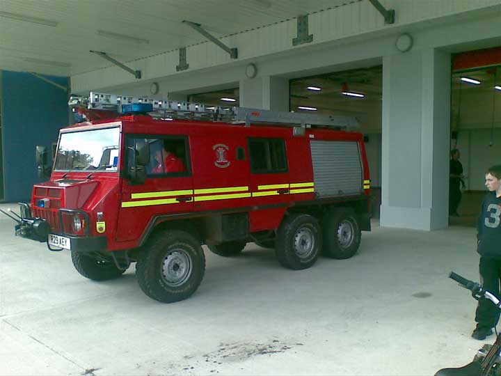 Llanrwst Pinzgaur fire applience