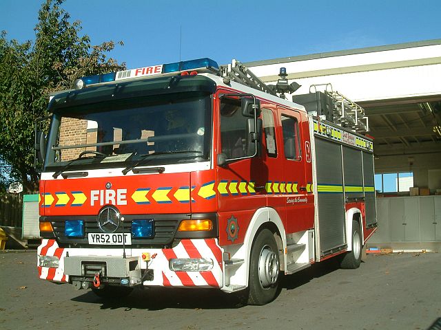 YR52ODT Mercedes Benz South Yorkshire FRS