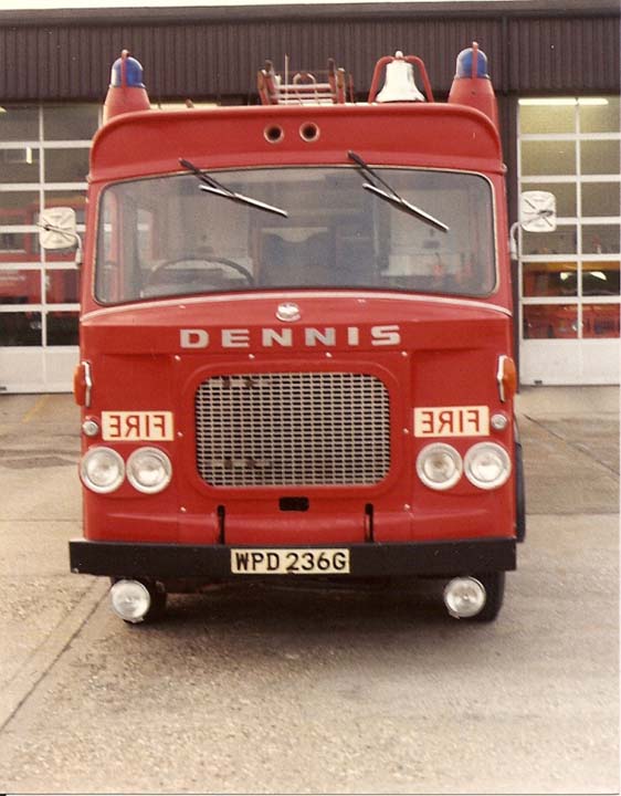 BAe Dunsfold Dennis WPD 236G