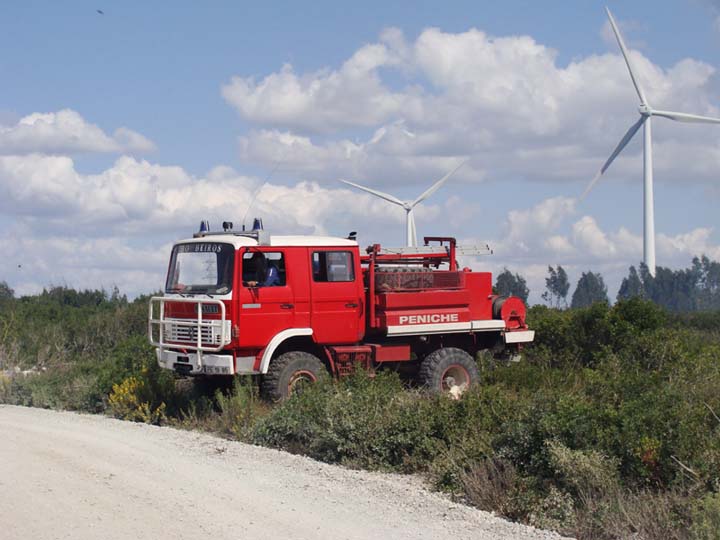 Bombeiros de Voluntarios de Peniche Renault