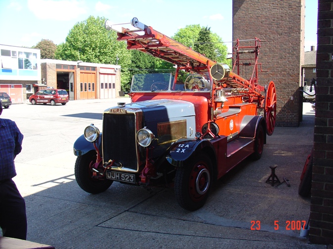Leyland FT3A