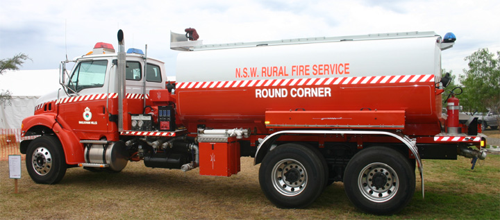 Fire Engines Photos - NSW Rural Fire Service - Category 13 Tanker