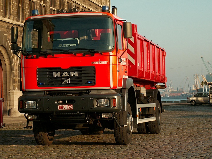 MAN Rosenbauer Prime mover