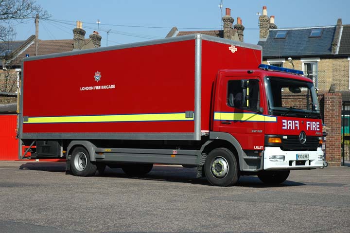 London Fire brigade LRL5-T  Mercedes Atego