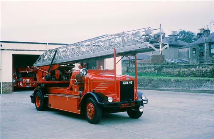 GXA 97  MERRYWEATHER DENNIS