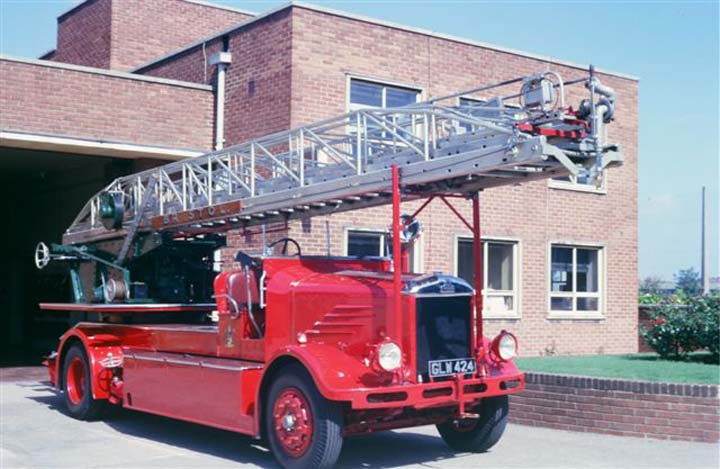Merryweather Dennis GLW 424  Bristol  City 