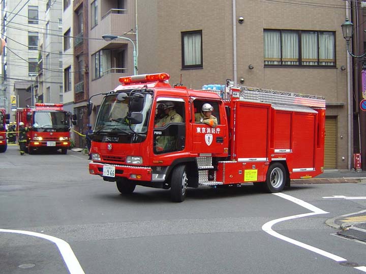 Tokyo Fire Dept Isuzu pumper Kajicho FS