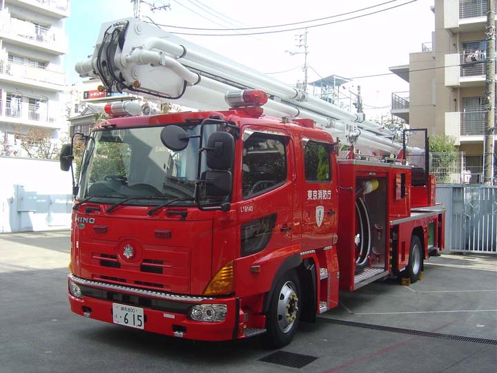 Tokyo Fire Department Hino Morita squirt Shinjuku
