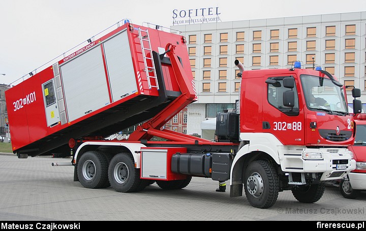 Renault prime mover 'Power&light'-pod  Warsaw,PL