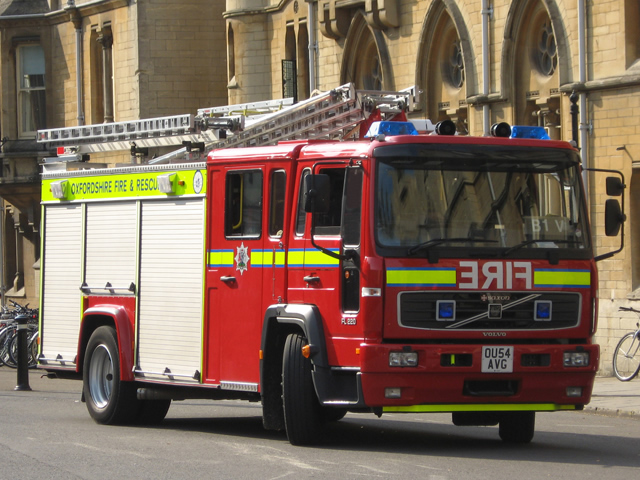 Volvo Pump Ladder (Oxfordshire Fire & Rescue)