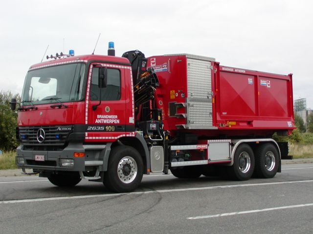 Brandweer Antwerpen Mercedes Actros Prime mover