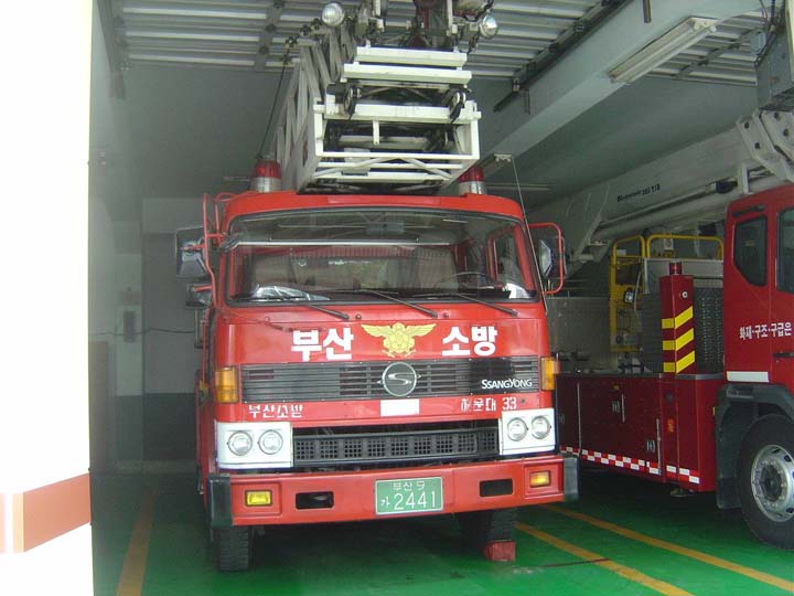 Busan Fire department South Korea Ssanyong  TTL