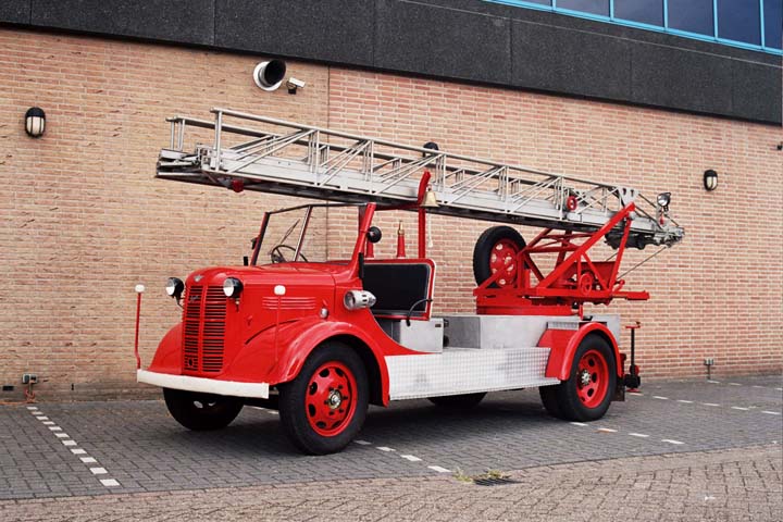 Brandweer Doetinchem old Austin K2 Ladder 