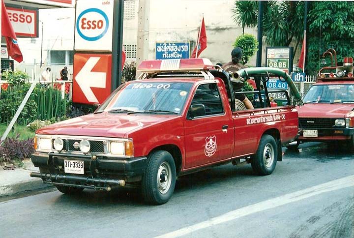 Sukhumvit Fire & Rescue volunteers ligth vehicle
