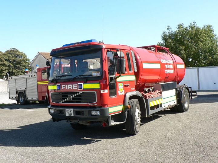 Tralee Fire Service  Co Kerry Volvo Water tanker