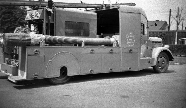 Bedford Extra Heavy Unit Rear Side view