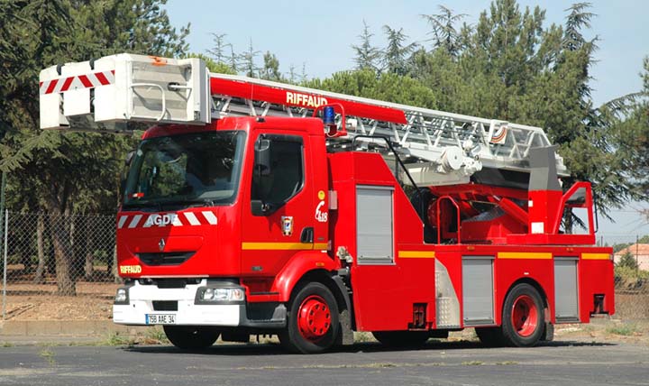 Agde Renault Aerial 