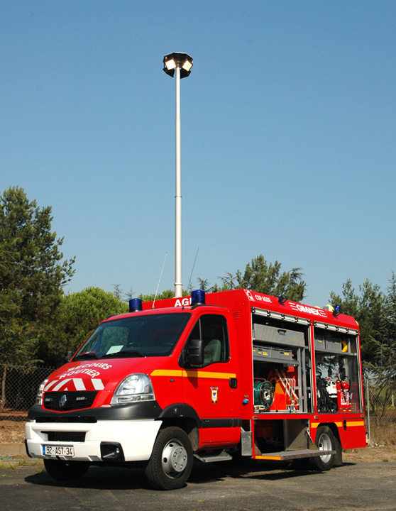 Agde Renault Rescue truck open