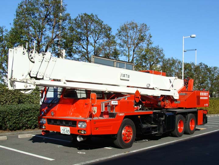 Picture of Tokyo FD Fuso Crane 20T