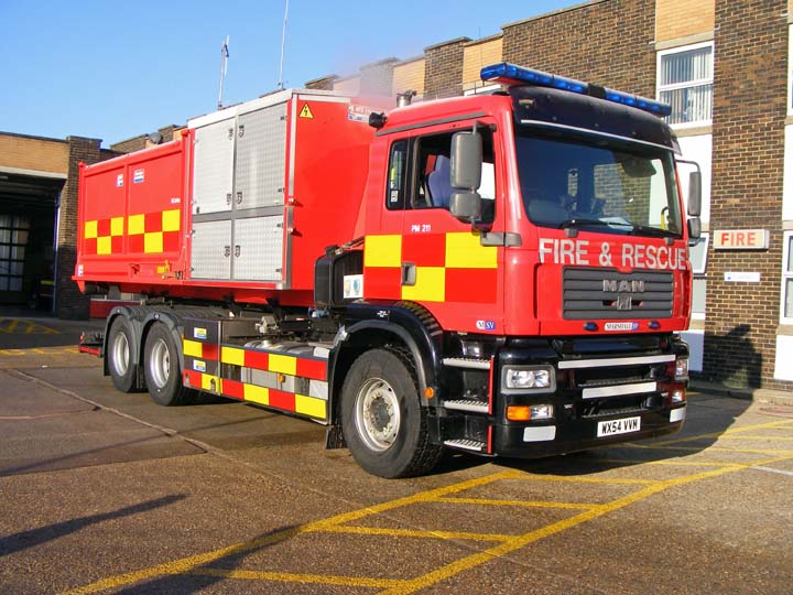 East Sussex FRS Man Prime mover Hove FS