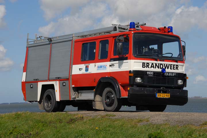 Brandweer Stad a/h Haringvliet DAF 1100 pump