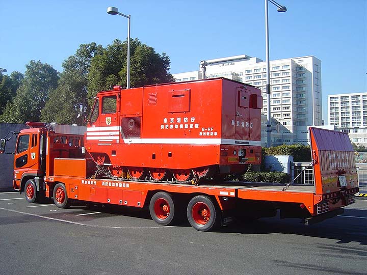 Tokyo FD Mitsubishi Transporter Hyper Rescue 8