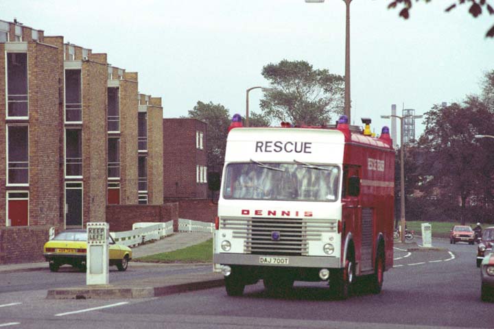 Cleveland Dennis Rescue Tender DAJ700T