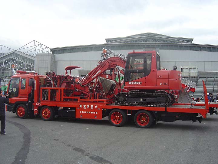 Tokyo FD Isuzu Transporter Hyper Rescue 2