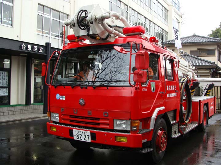 Tokyo Fire Department Hino Squirt 6th district