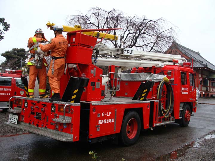 Photo of Tokyo Fire Department Hino Squirt