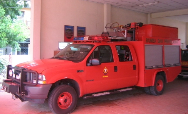 Fire Engines Photos Malaysia Ford F350 Rapid Rescue Tender