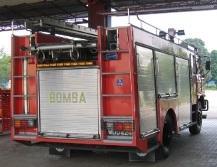 Malaysia Nissan Water Tender - Rear View
