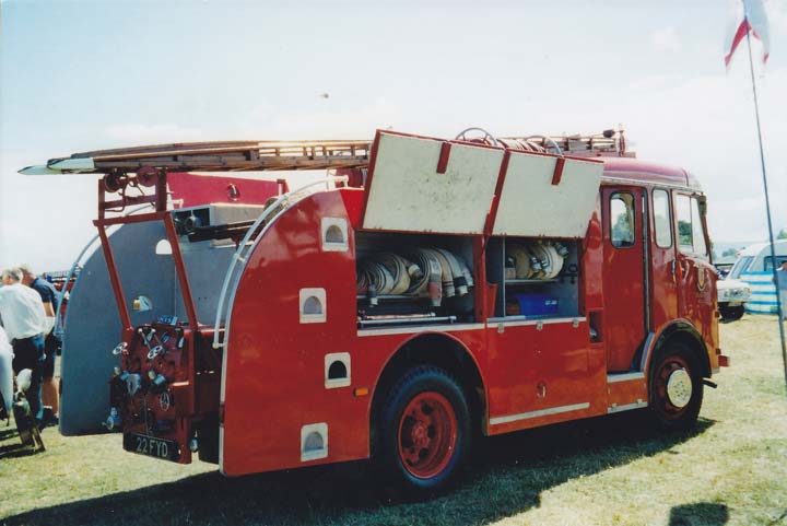 Dennis F28 Pump Escape 22FYD back