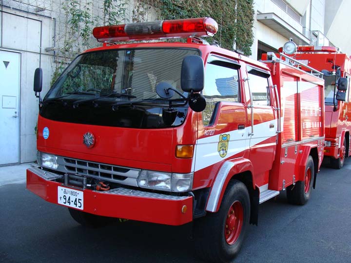 Photo of Tokyo FD Shibuya FS Isuzu Rescue vehicle