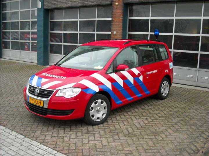 Brandweer Hulst Volkswagen Touran 17-GLG-1