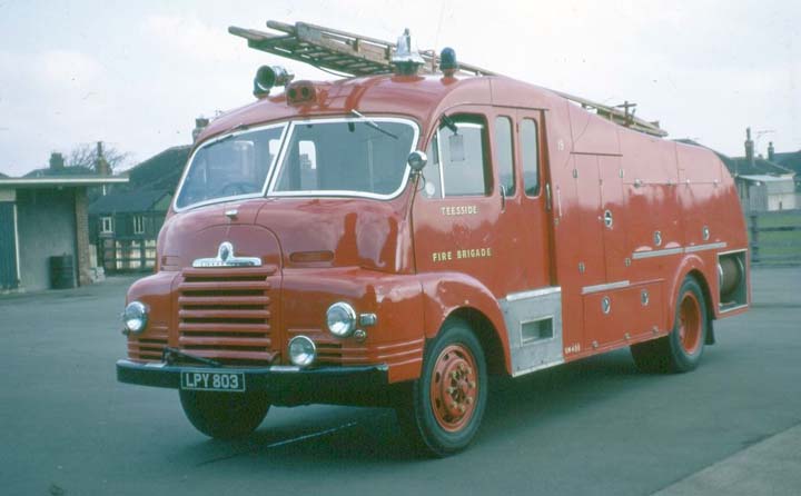 Teesside - WrT - LPY 803 Bedford SL HCB