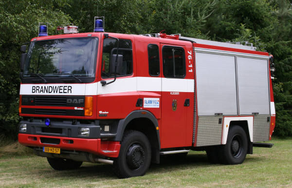 brandweer Vledder 7611 DAF 75 watertender