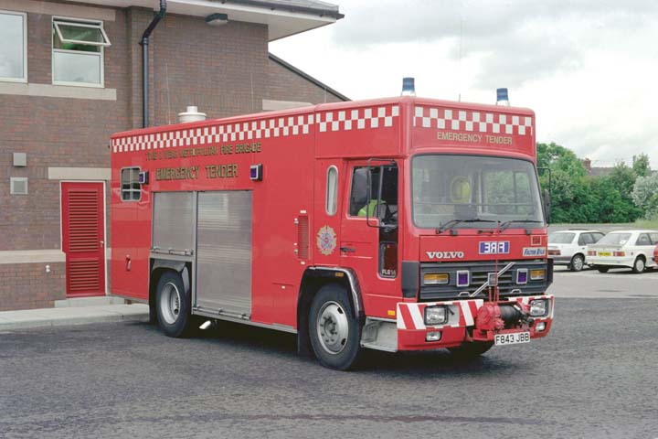 Hadrian Road Fire station Volvo ET F843JBB