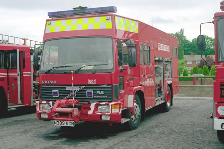 Grindon Sutherland Volvo Excalibur ET N389RCN