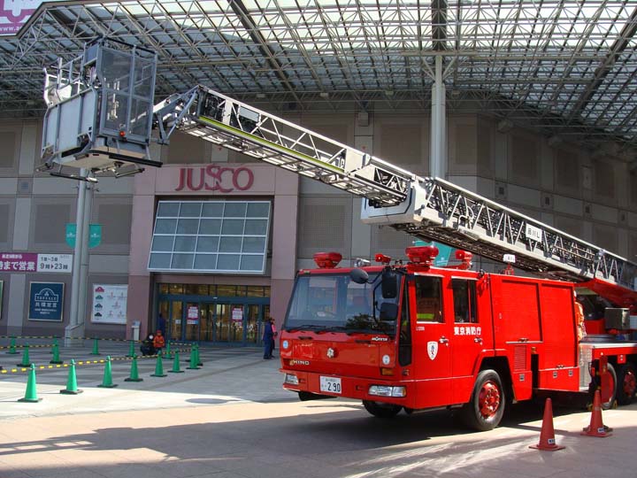 Tokyo Fire department Turntable ladder Hino Morita