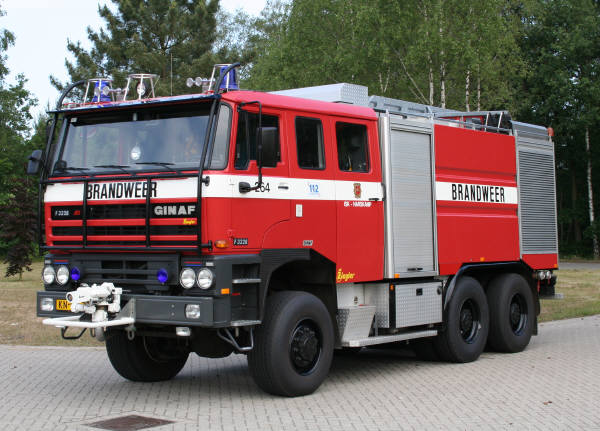 Royal Dutch Army Ginaf F3328 watertender
