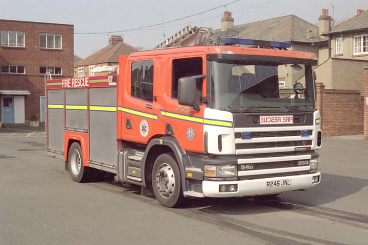 Cleveland Fire brigade Scania R246JNL