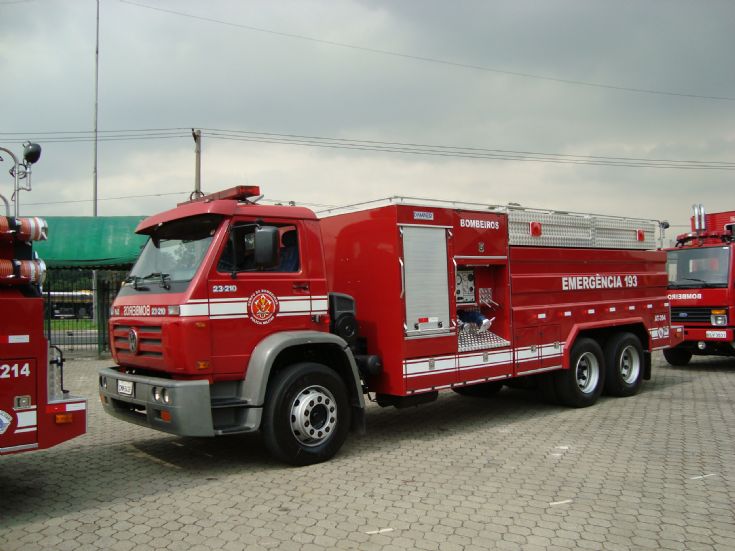 Bombeiros S�o Paulo Volkswagen fire truck