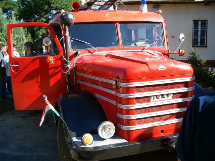 Pand Hungary Csepel fire engine